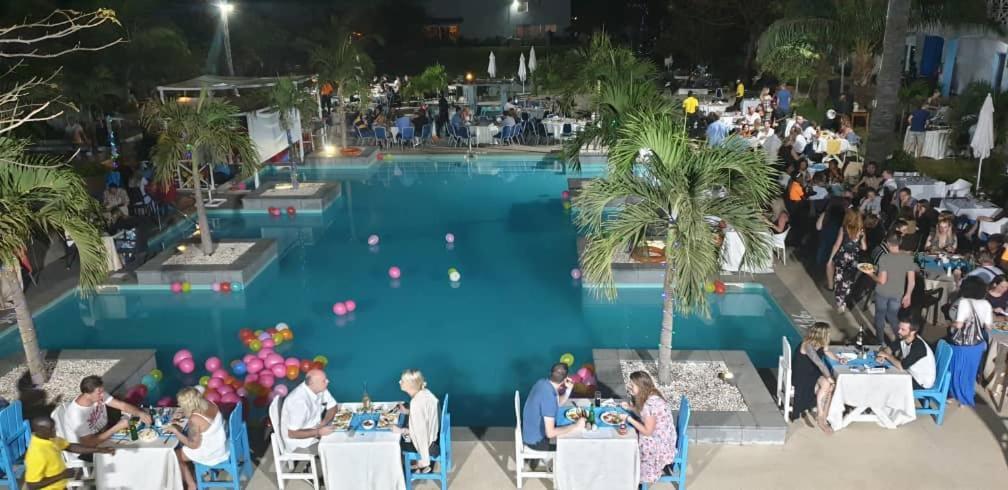 Djembe Beach Resort كولولي المظهر الخارجي الصورة